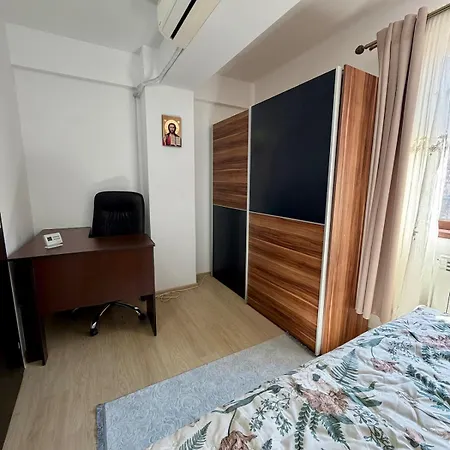 Modern Escape Near Old Town Апартаменти *